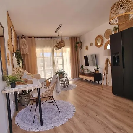 Yuccapark Stephanie *