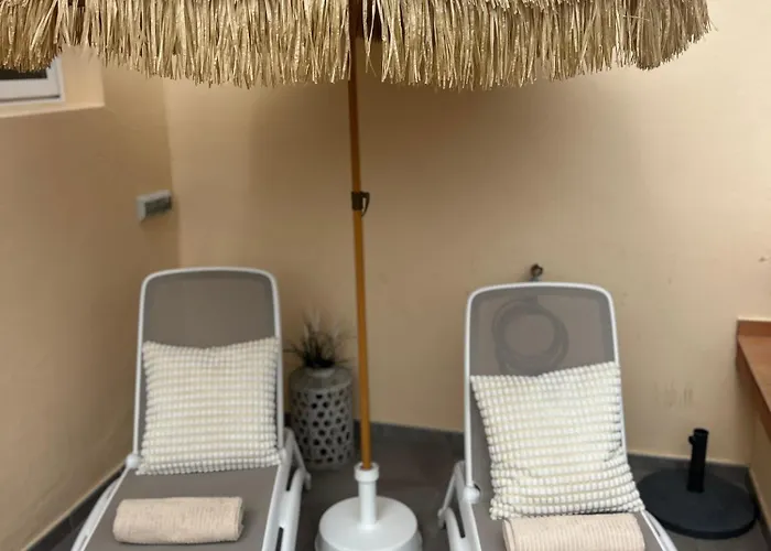 Yuccapark Stephanie *